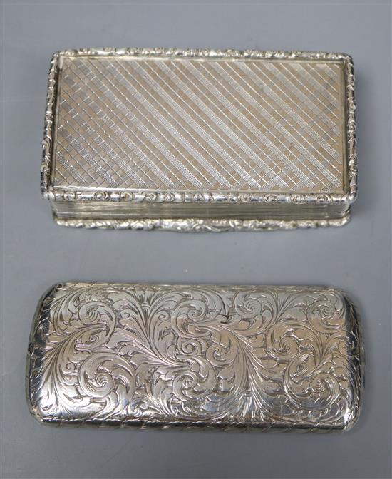 Two Victorian silver snuff boxes, approx 4.8oz